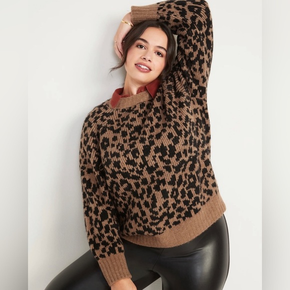 Patterned Sweater - Picture 2 of 9